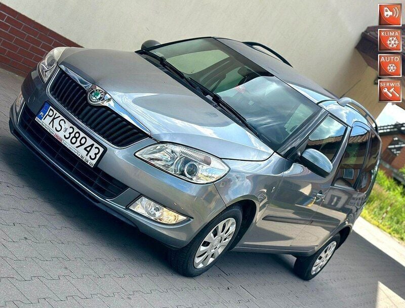 Szary Używany 2010 Skoda Roomster Kombi | 11 900 zł (Uczciwa cena) - Obraz 1/4