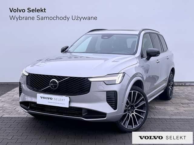 Używany Volvo XC90 455 KM (334 kW) 2025 Srebrny SUV