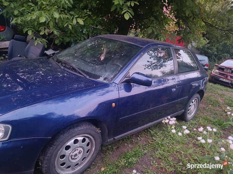 Używany Audi A3 1998 Granatowy Hatchback