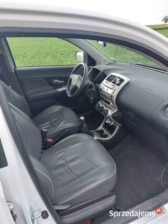 Używany Toyota Urban Cruiser 2010 Biały SUV