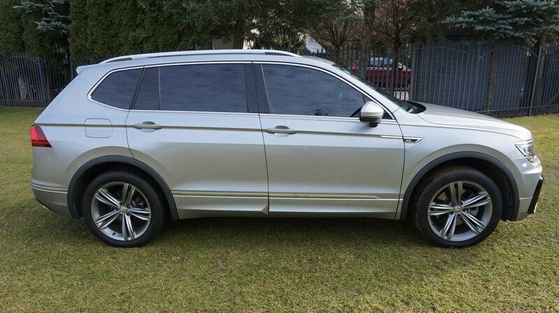 Używany VW Tiguan 200 KM (147 kW) 2020 Srebrny SUV