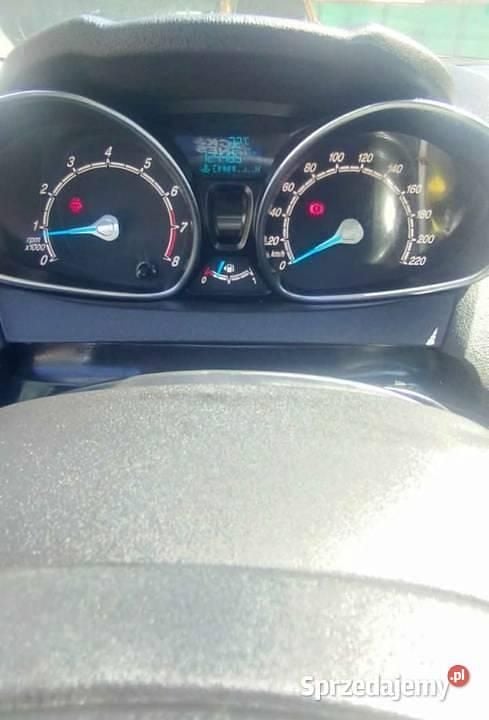 Używany Ford Fiesta 2015 Biały Hatchback