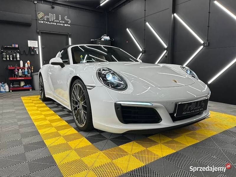 Używany 2018 Porsche 911 Targa 4 Kabriolet | 439 000 zł - Obraz 1/4