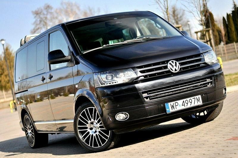 Używany VW Multivan Highline 180 KM (132 kW) 2013 Czarny (metalik) Van