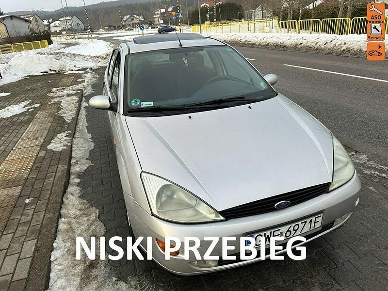 Srebrny Używany 1999 Ford Focus Hatchback | 2900 zł (Uczciwa cena) - Obraz 1/4