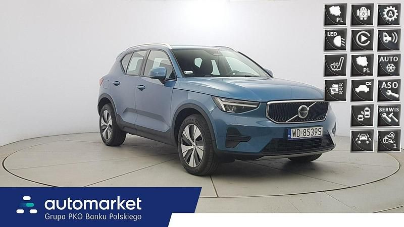 Niebieski Używany 2022 Volvo XC40 Core SUV | 126 850 zł (Uczciwa cena) - Obraz 1/4