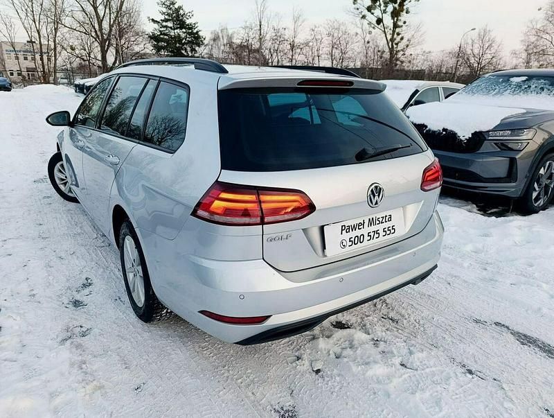 Używany VW Golf VII 115 KM (84 kW) 2020 Srebrny (metalik) Kombi