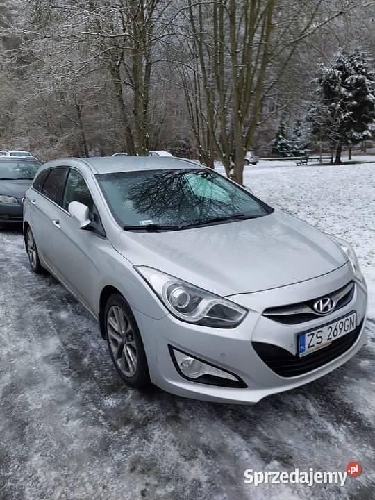 Używany Hyundai i40 136 KM (100 kW) 2015 Srebrny Kombi