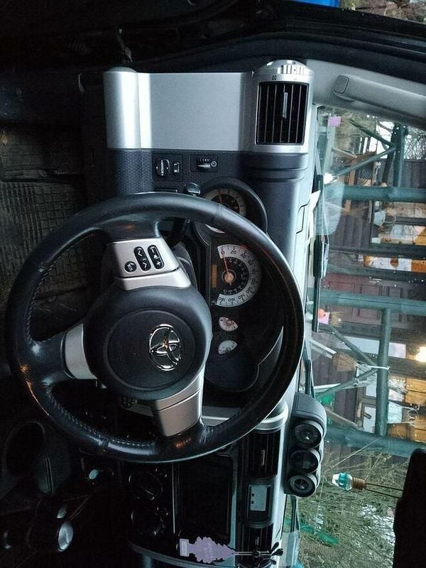 Używany Toyota FJ Cruiser 2010 Czarny SUV