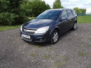 Szary Używany 2008 Opel Astra Kombi | 9500 zł (Uczciwa cena) - Obraz 1/4