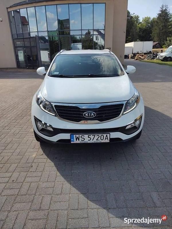 Biały Używany 2011 Kia Sportage 2 SUV | 33 900 zł (Uczciwa cena) - Obraz 1/4