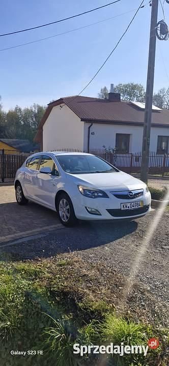 Używany 2011 Opel Astra | 23 000 zł (Uczciwa cena) - Obraz 1/4