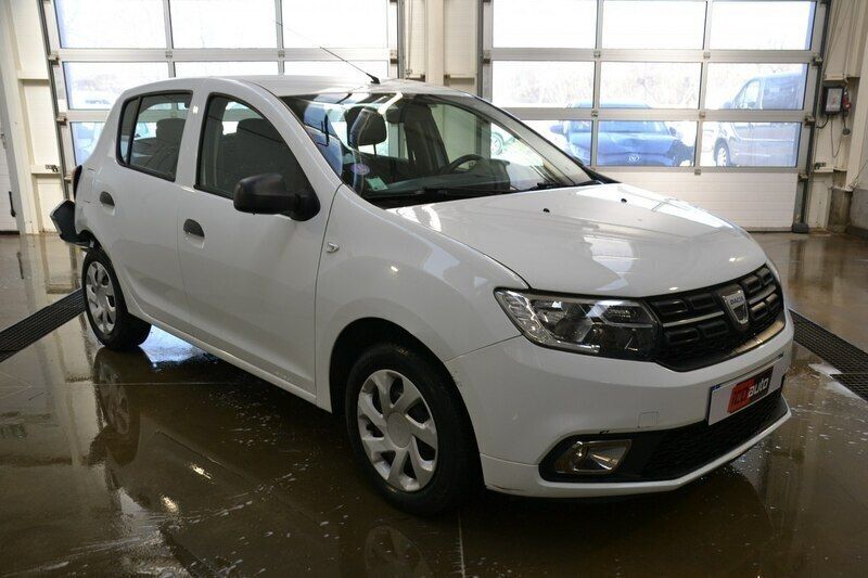 Biały Używany 2018 Dacia Sandero Hatchback | 10 200 zł - Obraz 1/4