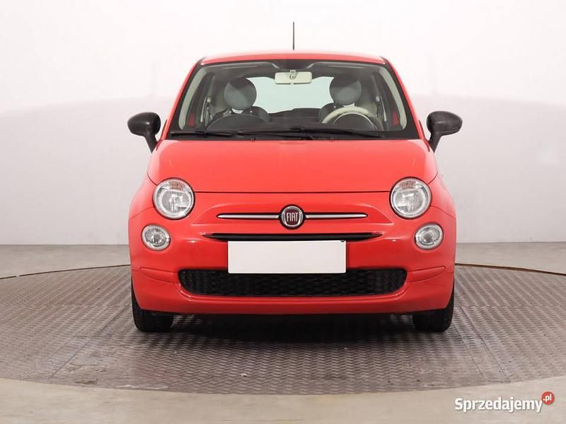 Czerwony Używany 2018 Fiat 500 Hatchback | 35 999 zł (Uczciwa cena) - Obraz 1/4