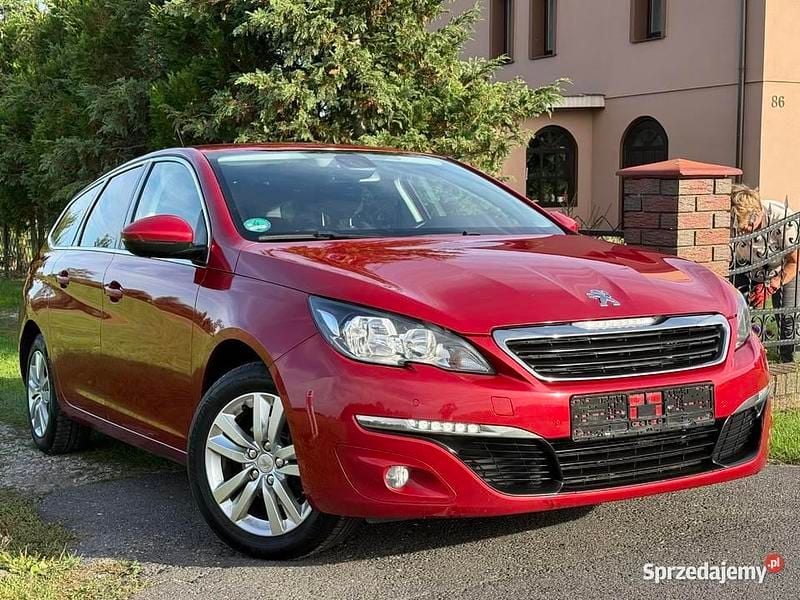 Bordowy Używany 2015 Peugeot 308 Kombi | 21 900 zł (Uczciwa cena) - Obraz 1/4