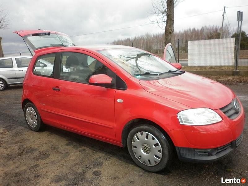 Używany VW Fox 2009 Czerwony Hatchback