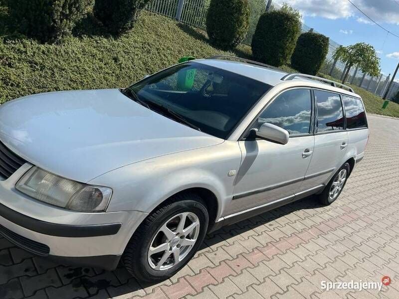 Używany VW Passat 2000 Srebrny Kombi