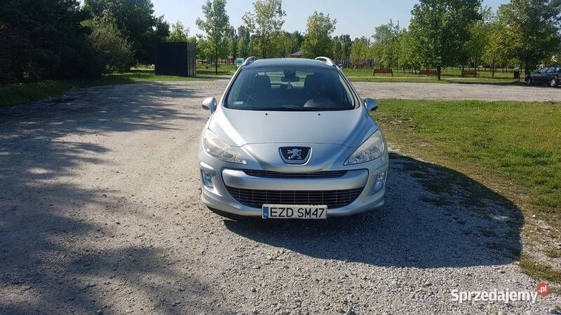 Srebrny Używany 2010 Peugeot 308 Premium Sedan/Limuzyna | 15 200 zł (Dobra cena) - Obraz 1/4