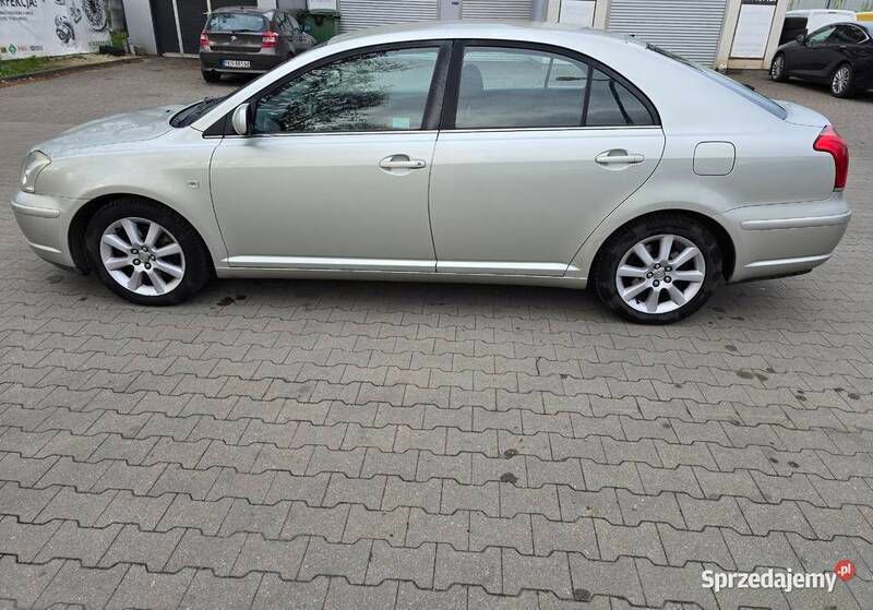 Używany 2004 Toyota Avensis T2 Hatchback | 12 500 zł (Dość drogi) - Obraz 1/4