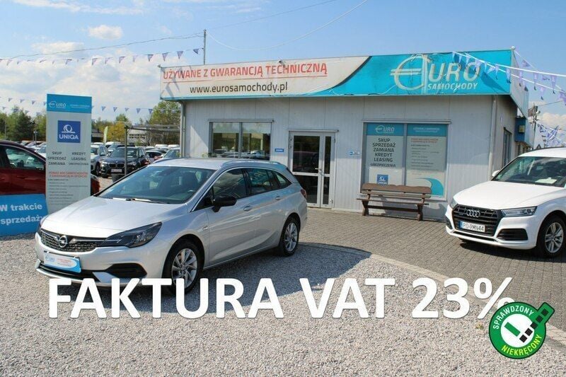 Srebrny (metalik) Używany 2021 Opel Astra Kombi | 34 878 zł (Super Cena) - Obraz 1/4