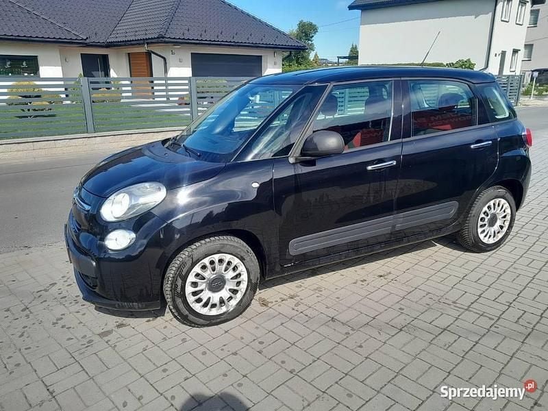 Używany Fiat 500L 2013 Czarny Minivan