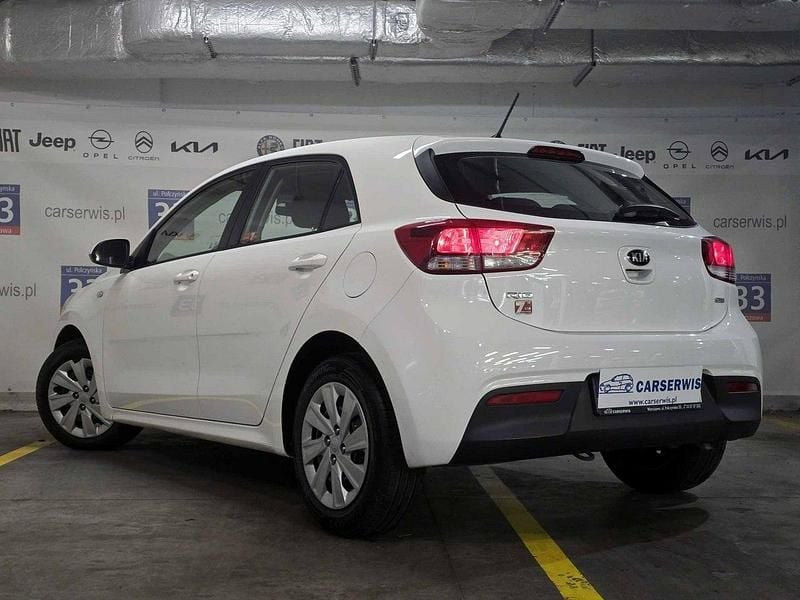 Używany Kia Rio 90 KM (66 kW) 2017 Biały Hatchback