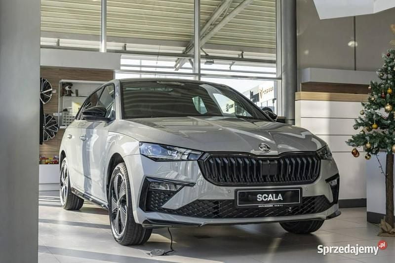 Szary Nowe 2025 Skoda Scala Monte Carlo Hatchback | 126 300 zł (Uczciwa cena) - Obraz 1/4