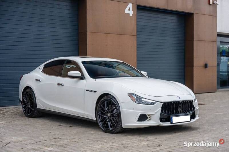 Używany 2018 Maserati Ghibli Coupe | 159 999 zł - Obraz 1/4