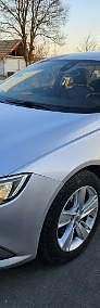 Używany Opel Insignia Country Tourer 141 KM (103 kW) 2018 Srebrny Kombi