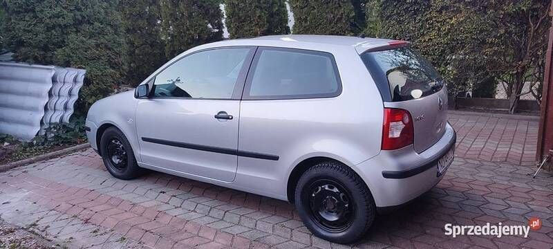 Używany VW Polo 2004 Srebrny Hatchback