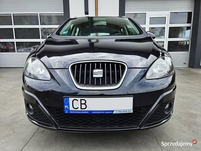Używany 2011 Seat Altea XL Minivan | 21 900 zł - Obraz 1/4