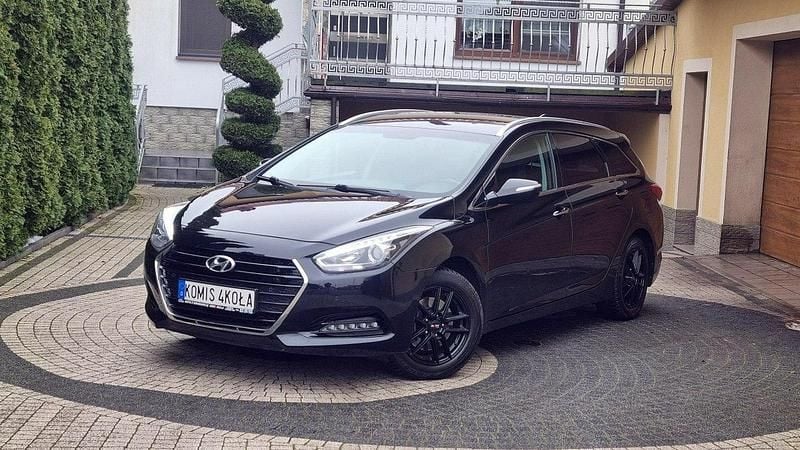 Czarny (metalik) Używany 2017 Hyundai i40 Kombi | 39 900 zł (Dobra cena) - Obraz 1/4