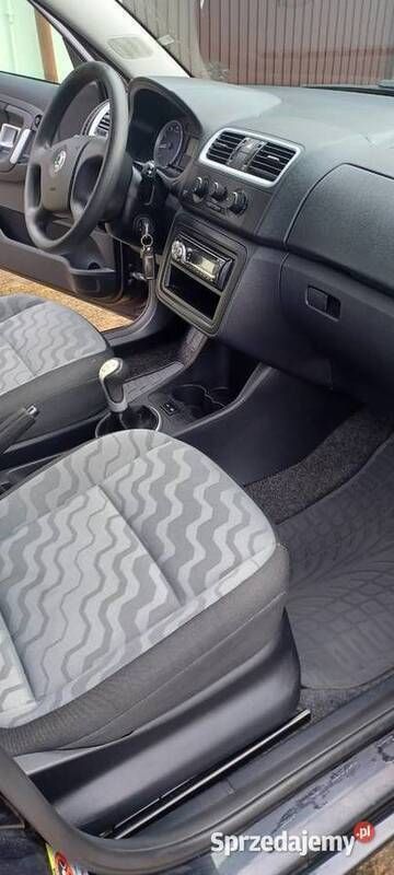 Czarny Używany 2009 Skoda Fabia Hatchback | 14 900 zł (Dość drogi) - Obraz 1/4