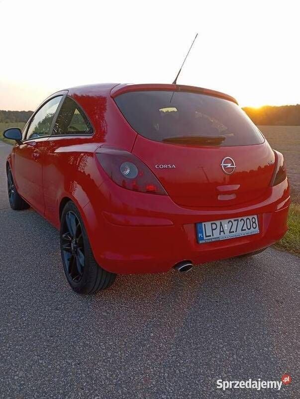 Używany Opel Corsa 75 KM (55 kW) 2012 Hatchback