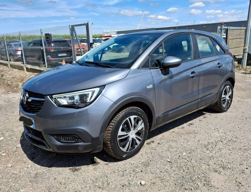 Srebrny Używany 2018 Opel Crossland SUV | 29 999 zł - Obraz 1/4