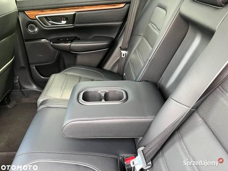 Używany Honda CR-V Executive 2018 Srebrny SUV