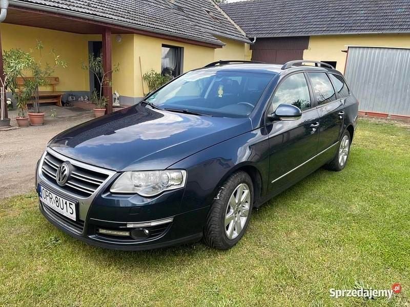 Grafitowy Używany 2008 VW Passat Highline Kombi | 10 000 zł (Uczciwa cena) - Obraz 1/4