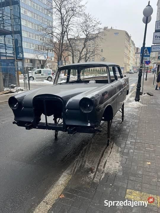 Używany Mercedes 190 1965 Sedan/Limuzyna