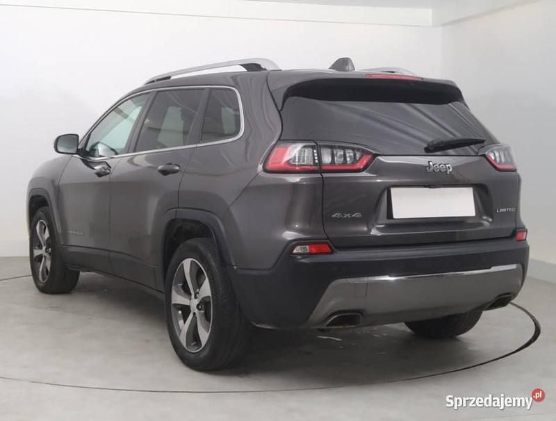 Używany Jeep Cherokee 2019 Brązowy SUV