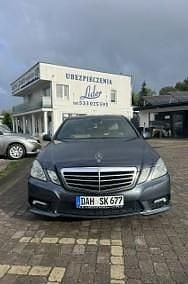 Używany Mercedes E350 292 KM (214 kW) 2010 Niebieski Sedan/Limuzyna
