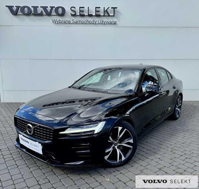 Czarny Używany 2022 Volvo S60 Sedan/Limuzyna | 144 900 zł - Obraz 1/3