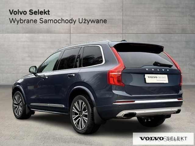 Używany Volvo XC90 235 KM (172 kW) 2021 Niebieski SUV