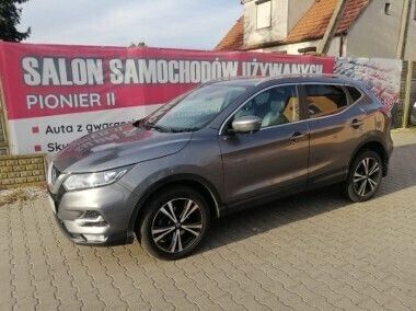 Inny kolor Używany 2018 Nissan Qashqai SUV | 69 900 zł (Dość drogi) - Obraz 1/4