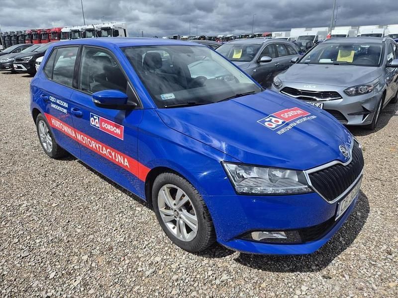 Niebieski Używany 2021 Skoda Fabia Hatchback | 33 302 zł (Uczciwa cena) - Obraz 1/4