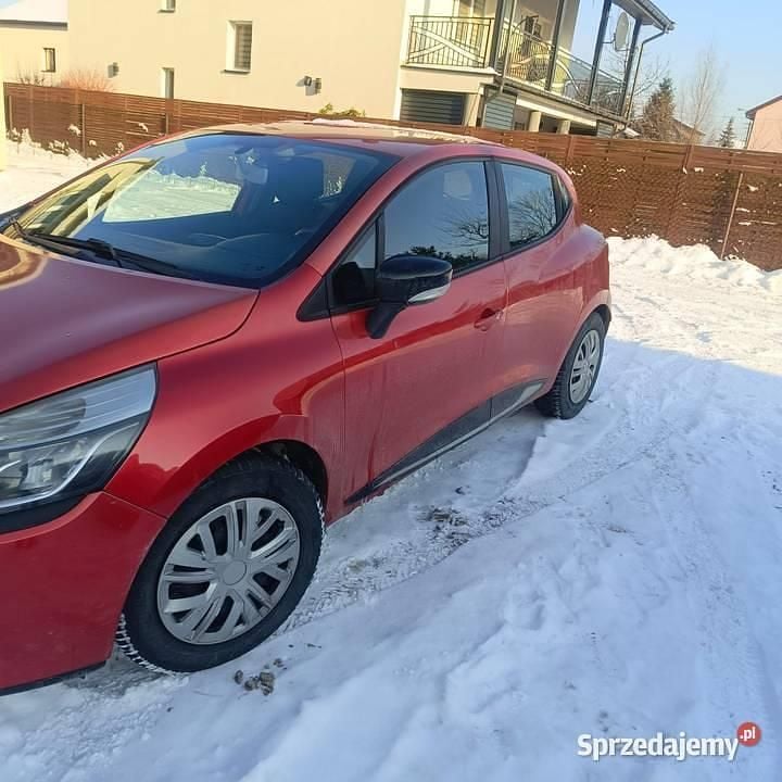 Czerwony Używany 2012 Renault Clio IV Hatchback | 23 900 zł (Uczciwa cena) - Obraz 1/4