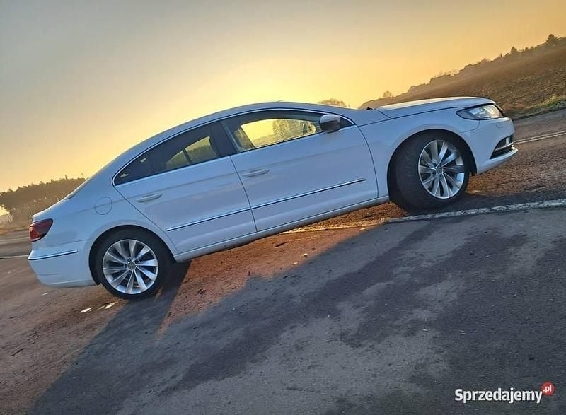 Używany VW CC 2013 Biały Sedan/Limuzyna