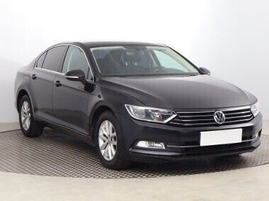 Czarny Używany 2016 VW Passat Sedan/Limuzyna | 44 999 zł (Dobra cena) - Obraz 1/4