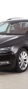 Używany Skoda Superb 160 KM (117 kW) 2016 Brązowy Kombi