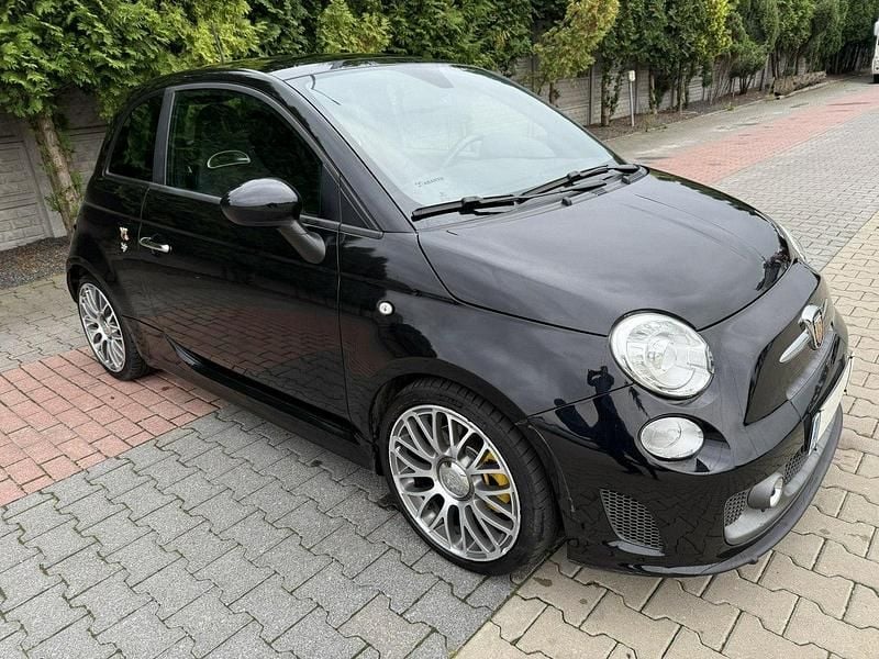 Czarny (metalik) Używany 2015 Abarth 595 Hatchback | 31 900 zł - Obraz 1/4