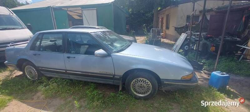 Niebieski Używany 1989 Pontiac Bonneville Sedan/Limuzyna | 6900 zł - Obraz 1/4